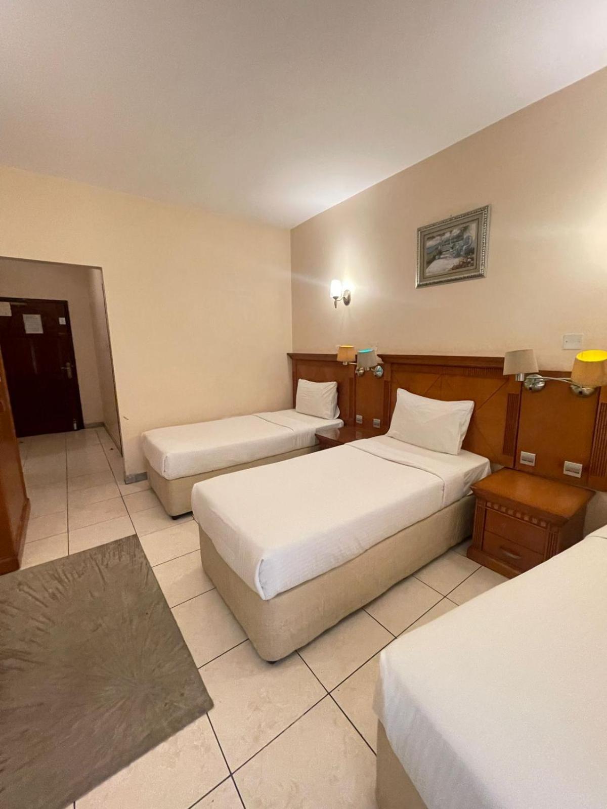Tara Hotel Llc Dubaj Kültér fotó
